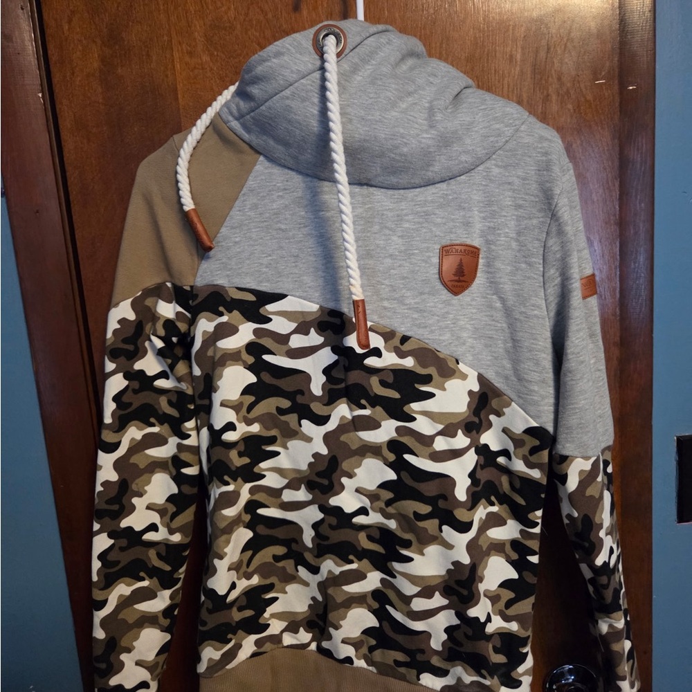 Wanakome Heather Gray Hoodie with Brown Patch